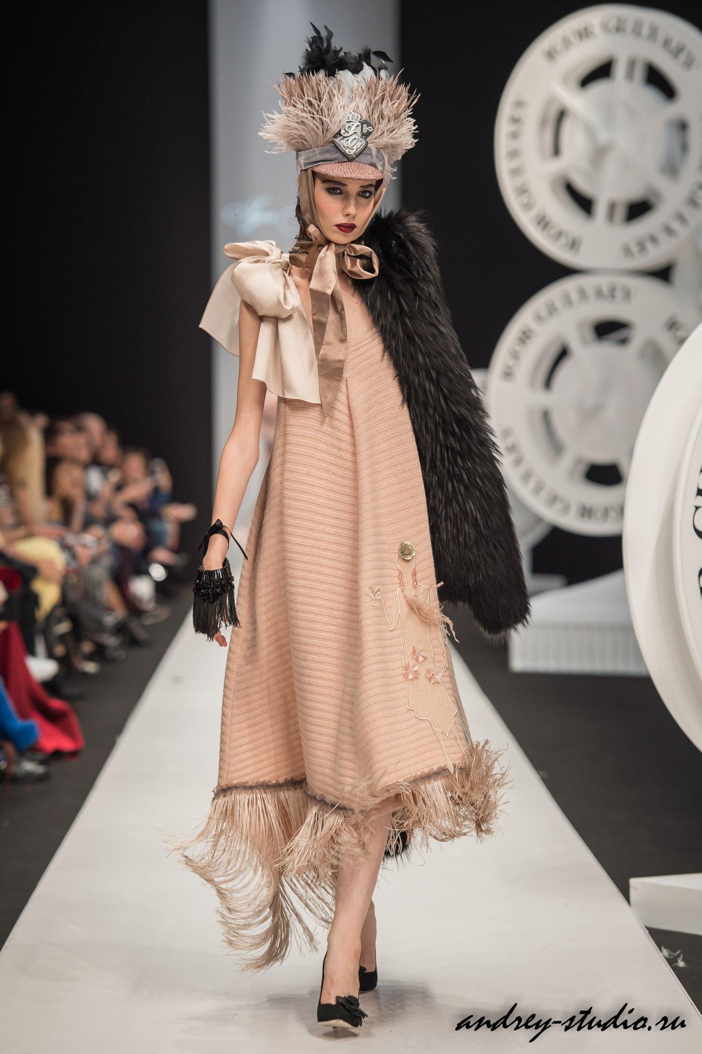 Показ новой коллекции Игоря Гуляева на Неделе Высокой моды Mercedes - Benz Fashion Week Russia 2017/18