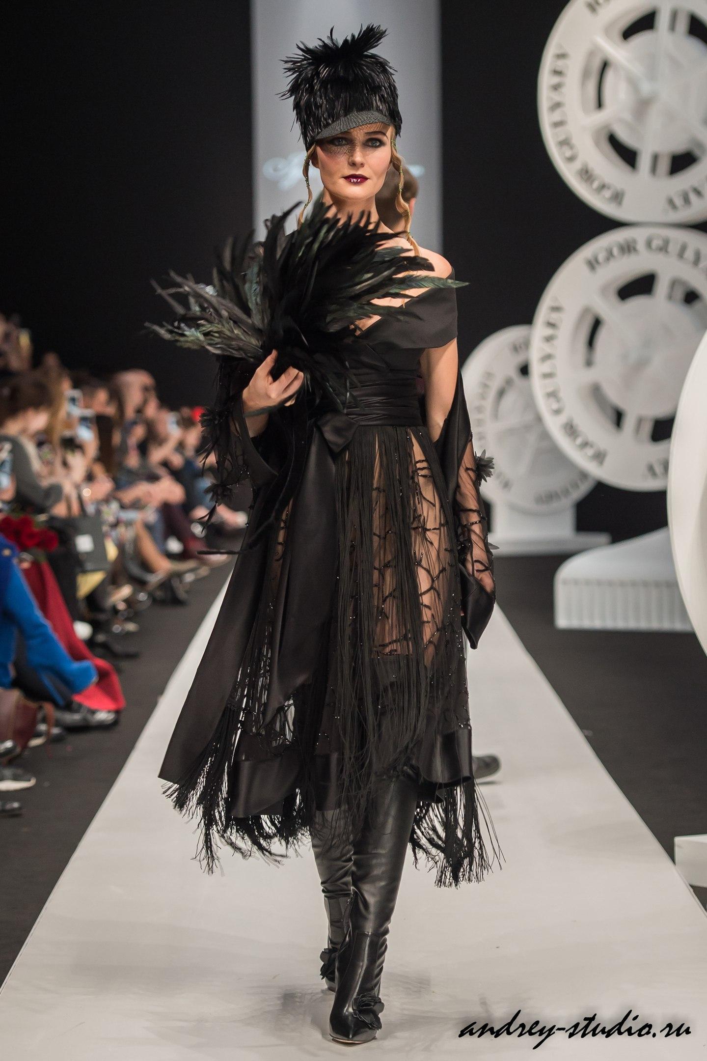 Показ новой коллекции Игоря Гуляева на Неделе Высокой моды Mercedes - Benz Fashion Week Russia 2017/18
