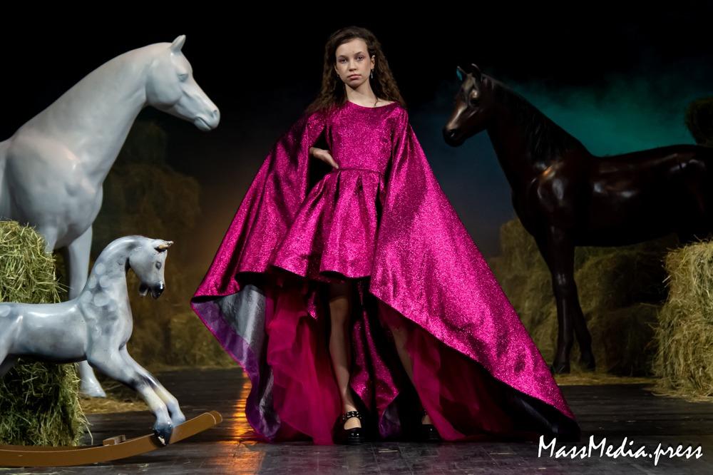 Показ новой коллекции Natalya Ryazanova на Magic Fashion Week 2023