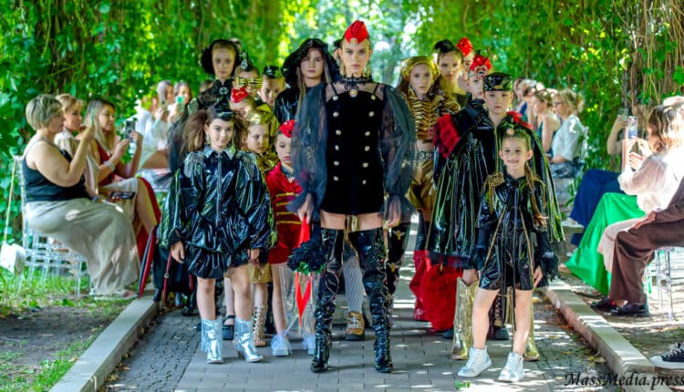 Kids Revolution